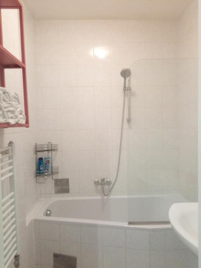 Nr.1 Perfect 3 Bedrooms Near To Main Train Station Appartement *