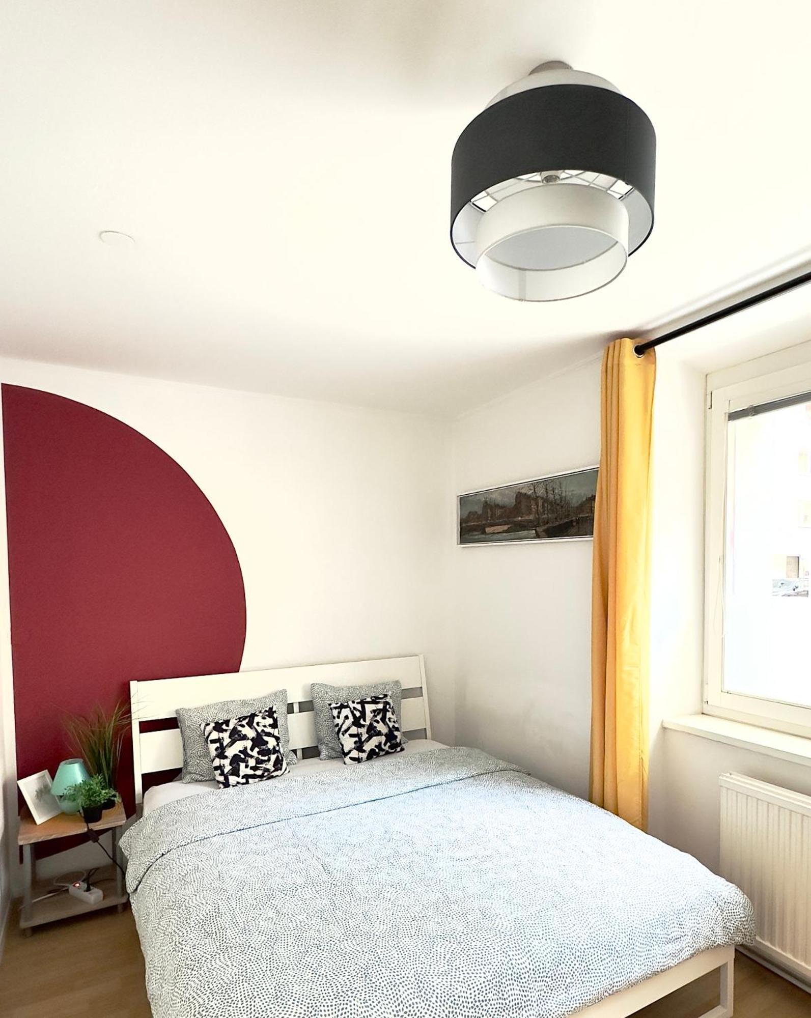 Nr.1 Perfect 3 Bedrooms Near To Main Train Station Appartement